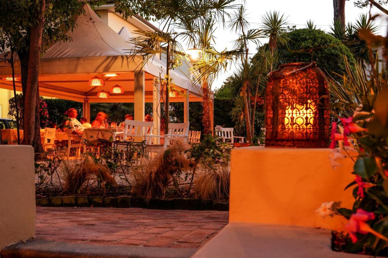 Hotel Club I Pini - Residenza D'Epoca In Versilia Lido di Camaiore Exterior photo