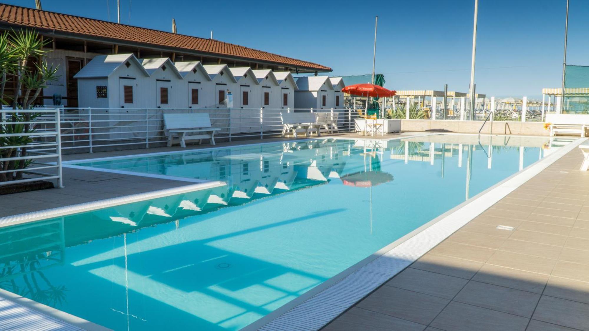 Hotel Club I Pini - Residenza D'Epoca In Versilia Lido di Camaiore Exterior photo